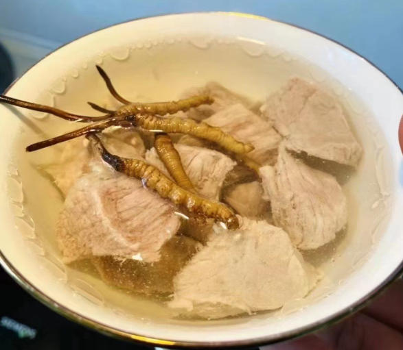 冬蟲夏草西洋參燉品做法：滋補兼顧，溫和不燥